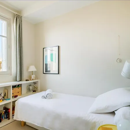 Elegant 2 Bedroom Apartment, Republique-bastille Areas, By Easyflat Appartamento